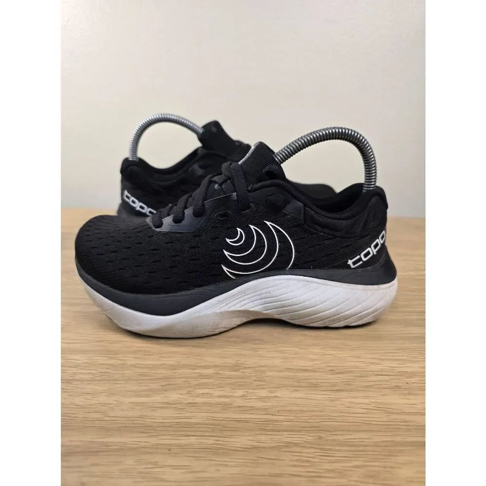 Topo Athletic Atmos Women's Size 6 Black White Cushion Running Shoes Sneakers